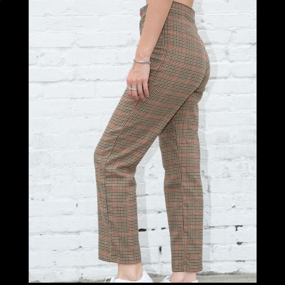 🦋BRANDY MELVILLE “KIM PANT”